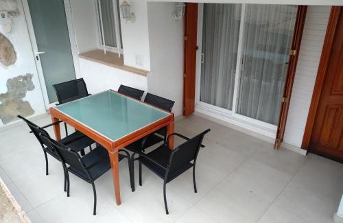 Almadraba-Canyelles Apartamento | Apartamento para FAMILIAS a 50 metros de la playa
