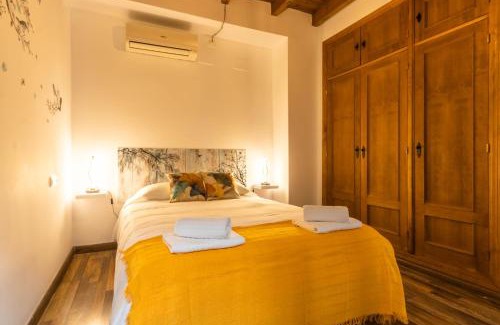Doctor Barraquer-Grupo Renfe-Policlinico Apartamento | APARTAMENTO PATIO ANDALUZ EN SEVILLA
