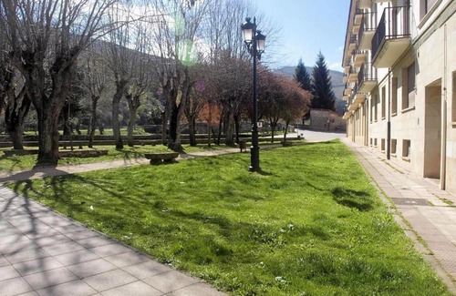 Ezcaray Apartamento | Apartamento pet friendly en Ezcaray, con piscina