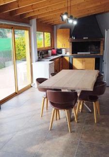 Caldes de Malavella Apartamento | Apartamento privado con entrada independiente en Caldes de Malavella