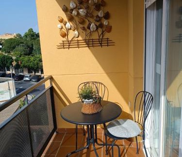 Arroyo de la Miel Apartamento | Apartamento renovado en el centro de Benalmádena