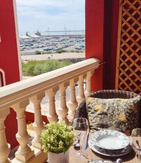 Mazagon Apartamento | Apartamento rojo con vistas al mar