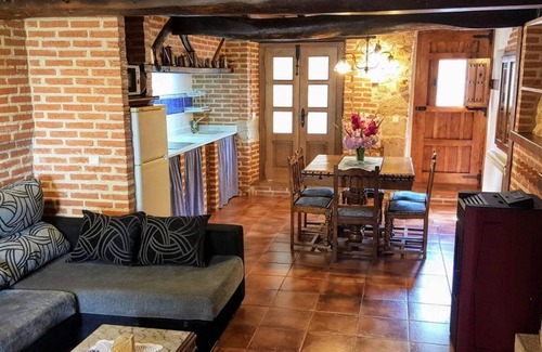 Penamellera Alta Apartamento | 'Apartamento Rural La Tablá' con vistas a la montaña, terraza privada y Wi-Fi