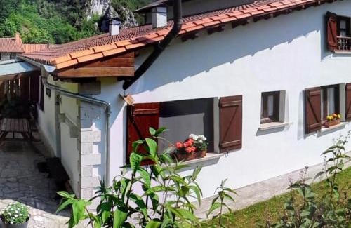Penamellera Alta Apartamento | Apartamento Rural Rubó