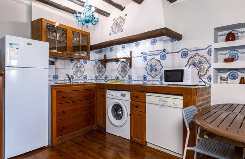 Adahuesca Apartamento | Apartamento Rustico con Terraza