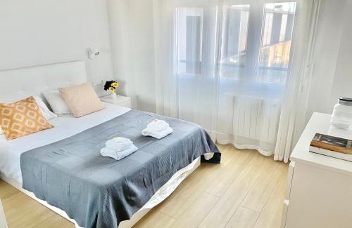Gijon-Este Apartamento | Apartamento San Lorenzo Playa. Vistas al mar.