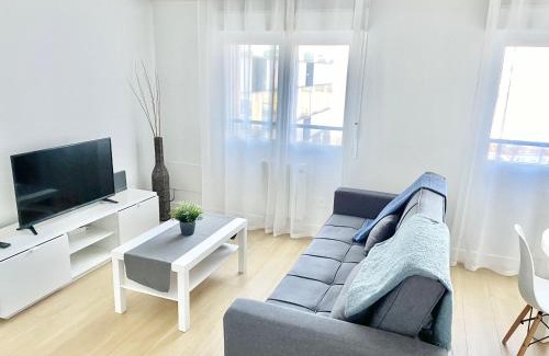Gijon-Este Apartamento | Apartamento San Lorenzo Playa. Vistas al mar.