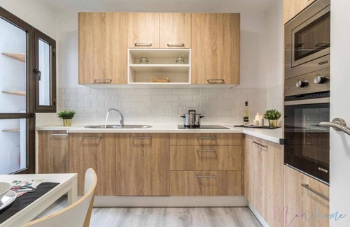 Huelva Apartamento | Apartamento tranquilo , en pleno centro con garaje