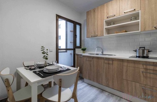 Huelva Apartamento | Apartamento tranquilo , en pleno centro con garaje