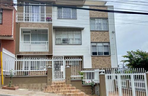 Ibague Apartamento | Apartamento Turismo en Ibagué ESMERALDA