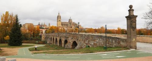 Arrabal Apartamento | Apartamento Turistico Puente Romano P3 BAJO - B