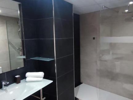 Tamarit Apartamento | Apartamentos Cala Azul La Móra