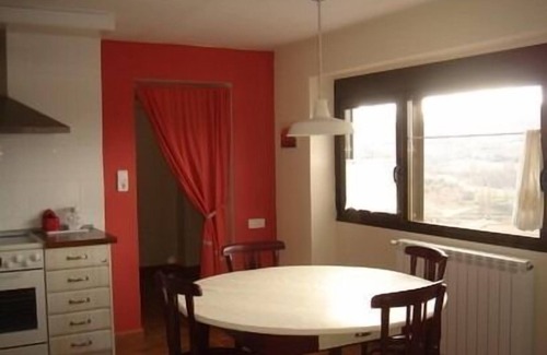 Graus Cabaña | Apartamentos con piscina en el pre-pirineo