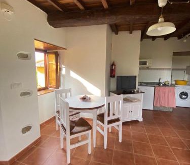 Figueras (Castropol) Apartamento | Apartamentos El Campo