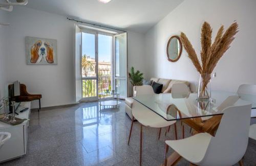 Old Town Apartamento | Apartamentos El Capitan Veneno by Cadiz4Rentals