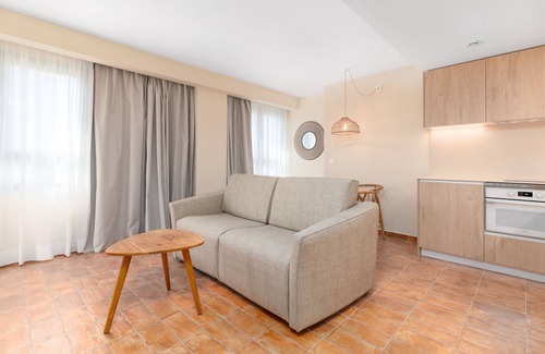 Ciutat de les Arts i les Ciencies Apartamento | APARTAMENTOS LAS CIENCIAS H. WIFI+ AIRE ACONDICIONADO+BALCON