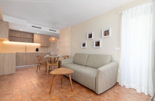 Ciutat de les Arts i les Ciencies Apartamento | APARTAMENTOS LAS CIENCIAS I. WIFI + PARKING + AIRE ACONDICIONADO + BALCON