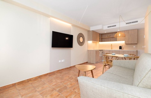 Ciutat de les Arts i les Ciencies Apartamento | APARTAMENTOS LAS CIENCIAS I. WIFI + PARKING + AIRE ACONDICIONADO + BALCON