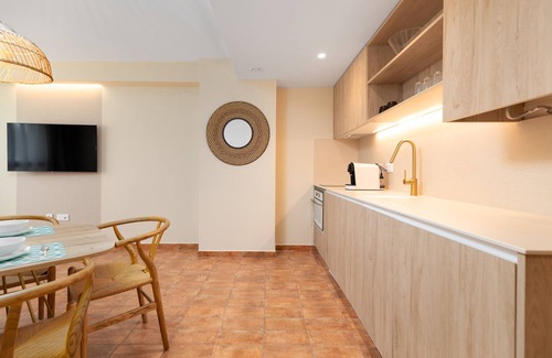 Ciutat de les Arts i les Ciencies Apartamento | APARTAMENTOS LAS CIENCIAS 1ºL. WIFI + AIRE ACONDICIONADO