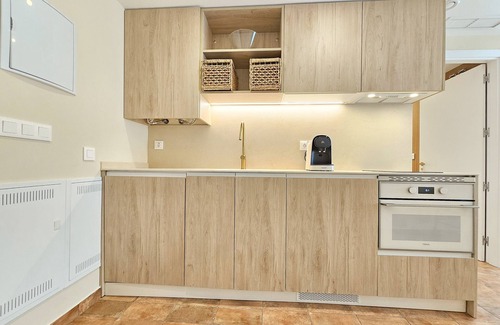 Ciutat de les Arts i les Ciencies Apartamento | APARTAMENTOS LAS CIENCIAS STUDIO P. WIFI + PK + AIRE ACONDICIONADO