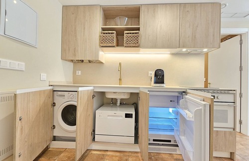 Ciutat de les Arts i les Ciencies Apartamento | APARTAMENTOS LAS CIENCIAS STUDIO P. WIFI + PK + AIRE ACONDICIONADO