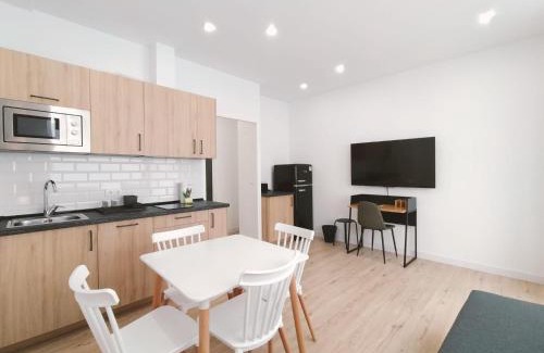 Oeste Apartamento | Apartamentos La Brava by gaiarooms