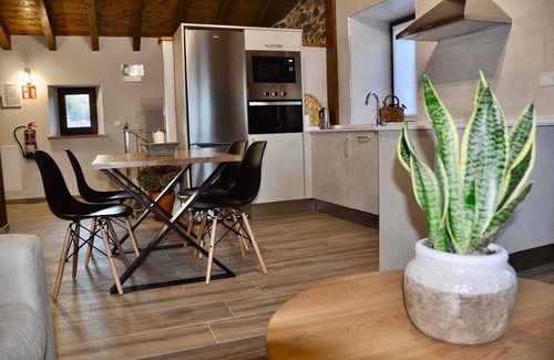 Mogrovejo Apartamento | Apartamentos la Ventana de Mogrovejo