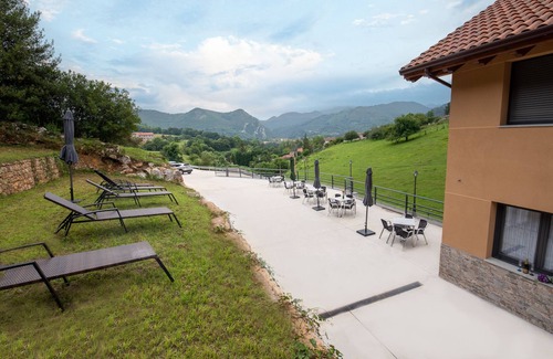 Santa Marina de Oblanca Apartamento | Apartamentos Las Caldas Golf a solo 15 minutos del centro de Oviedo