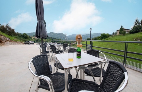 Santa Marina de Oblanca Apartamento | Apartamentos Las Caldas Golf a solo 15 minutos del centro de Oviedo