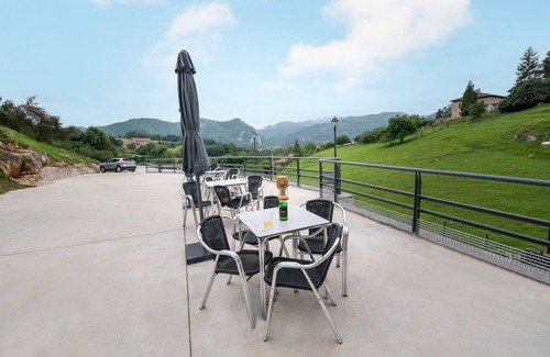 Santa Marina de Oblanca Apartamento | Apartamentos Las Caldas .Estudio Spa El Balneario a 15 minutos Centro de Oviedo
