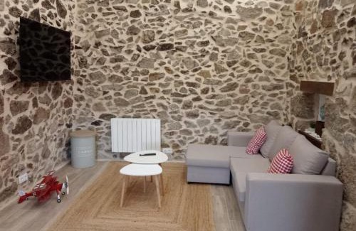 Sober Apartamento | Apartamentos Muralla Sacra
