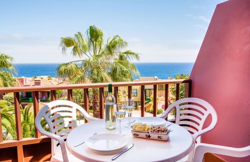Brena Baja Apartamento | Apartamentos Oasis San Antonio