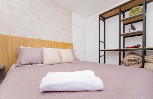 Matriz Apartamento | Apartamentos para 5 pessoas com Piscina e Academia no Centro