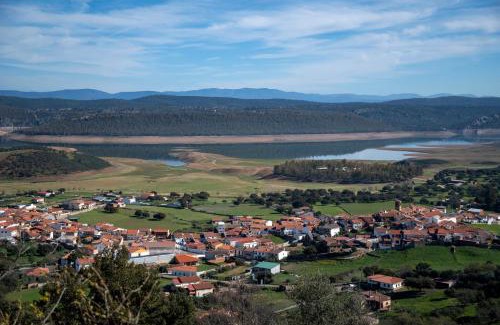 Helechosa de los Montes Apartamento | Apartamentos Rurales Helechosa, Las Tres Peñas