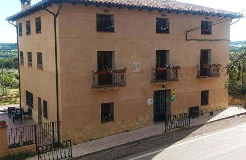 Radiquero Apartamento | Apartamentos Rurales Rad Icarium