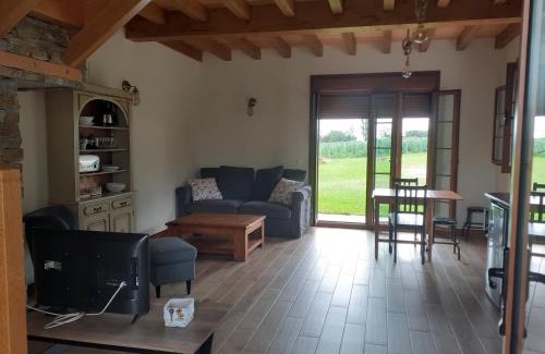 Canedo Casa | Apartamentos y Casa La Paredana, agroturismo