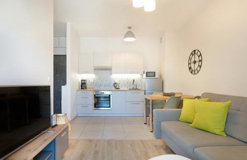 Kudowa Zdroj Apartamento | APARTAMENTY "LA VILLA" SUITE z salonem, 1 sypialnią, tarasem, parkingiem, blisko centrum