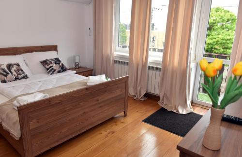 Uniejow Apartamento | Apartamenty Targowa 38