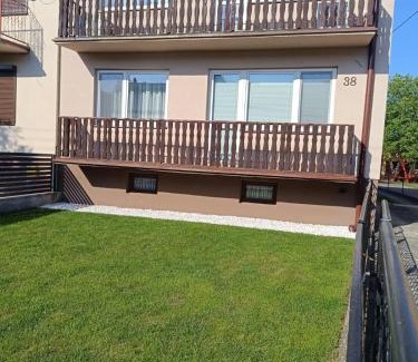 Uniejow Apartamento | Apartamenty Targowa 38