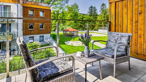Szklarska Poreba Apartamento | Apartamenty z basenem i saunami STONE HILL RESORT II VIP Centrum by Royal Aparts
