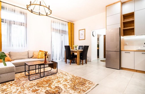 Radom Apartamento | ApartamentySnu, Jagielloński Premium II z parkingiem, Centrum