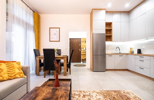 Radom Apartamento | ApartamentySnu, Jagielloński Premium II z parkingiem, Centrum