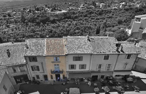 Gordes Apartamento | Inside Gordes-Apartamento-Apartamento-Baño con ducha