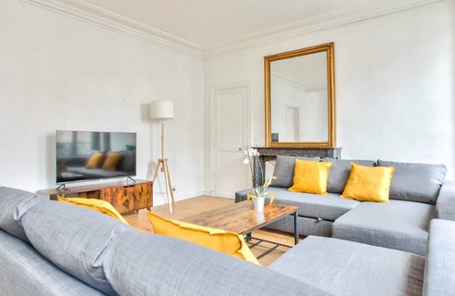 Gare Apartamento | APT10-Marais2-Vista a la Ciudad-Apartamento-Apartamento-Baño en la habitacion