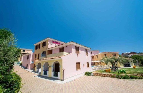 Sos Alinos Condominio | Apartement with outdoor pool
