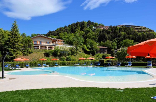 Campi Condominio | Apartamento vacacional con vista lateral al lago