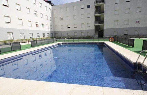 Bormujos Apartamento | ApartFlat® piscina, parking, wifi y mucho mas!