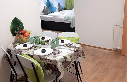 Mitte Apartamento | ❤ ApartHomes Nuremberg No. 1, Netflix, 2 habitaciones, WiFi, cocina, baño ❤
