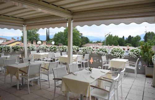 Peschiera del Garda City Centre Apartamento | Aparthotel All'Orologio