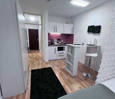 Altstadt Apartamento | Aparthotel an der Schlachte-Bremen City-Boxspringbett -free parking